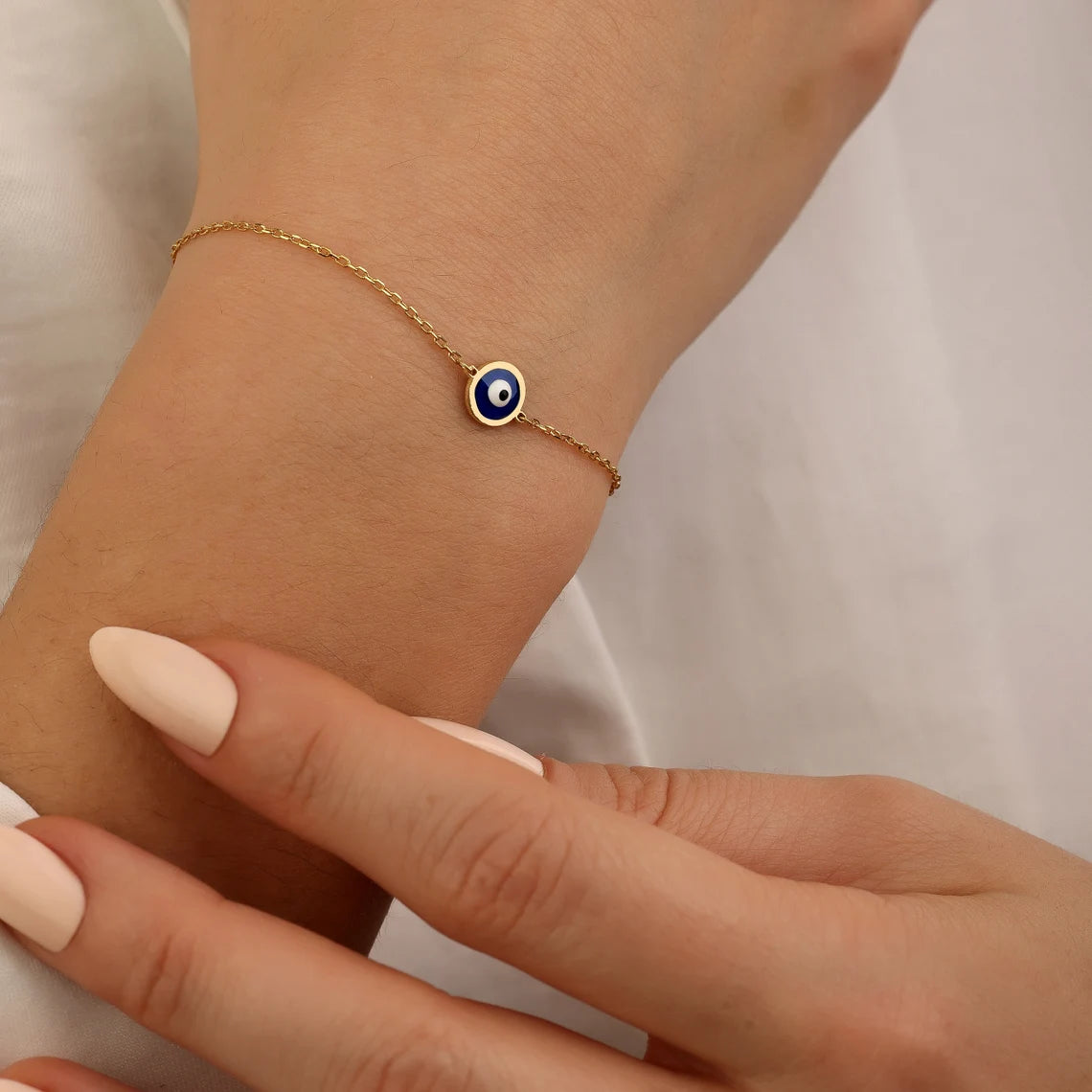 Dainty Evil Eye Charm Bracelet