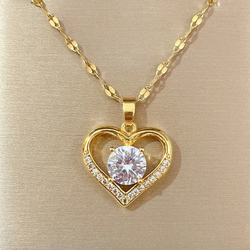 18К necklace with a heart-shaped pendant