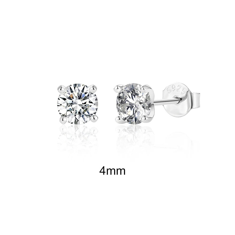 925 Sterling Silver Sparkling Earring With Moissanite